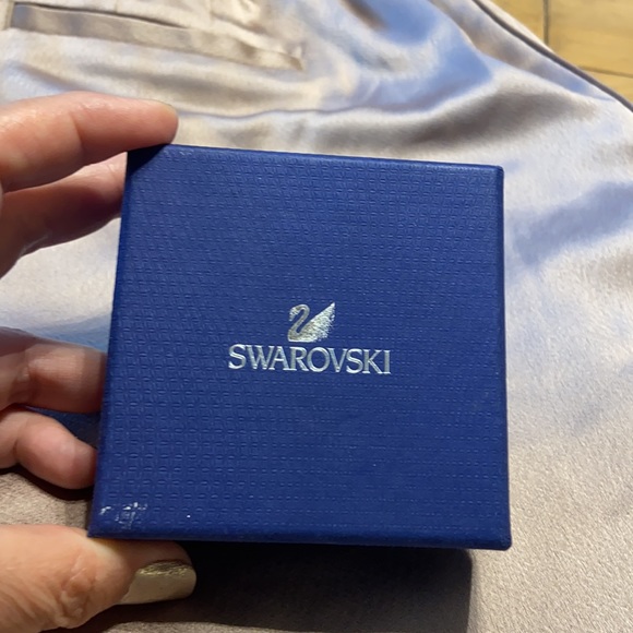 Swarovski earring - Picture 5 of 5